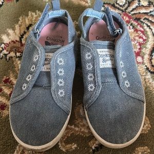 Girls Oshkosh sneakers